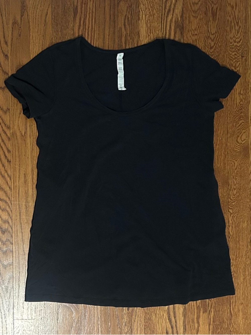 Lululemon Classic Black Scoop Neck Women's Top